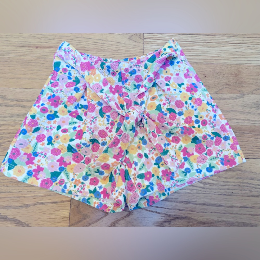 Belted shirt. Size 5-6